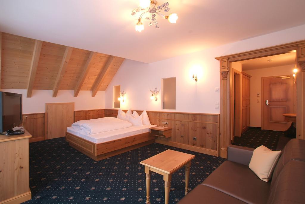 אישגל Hotel Fatlar מראה חיצוני תמונה