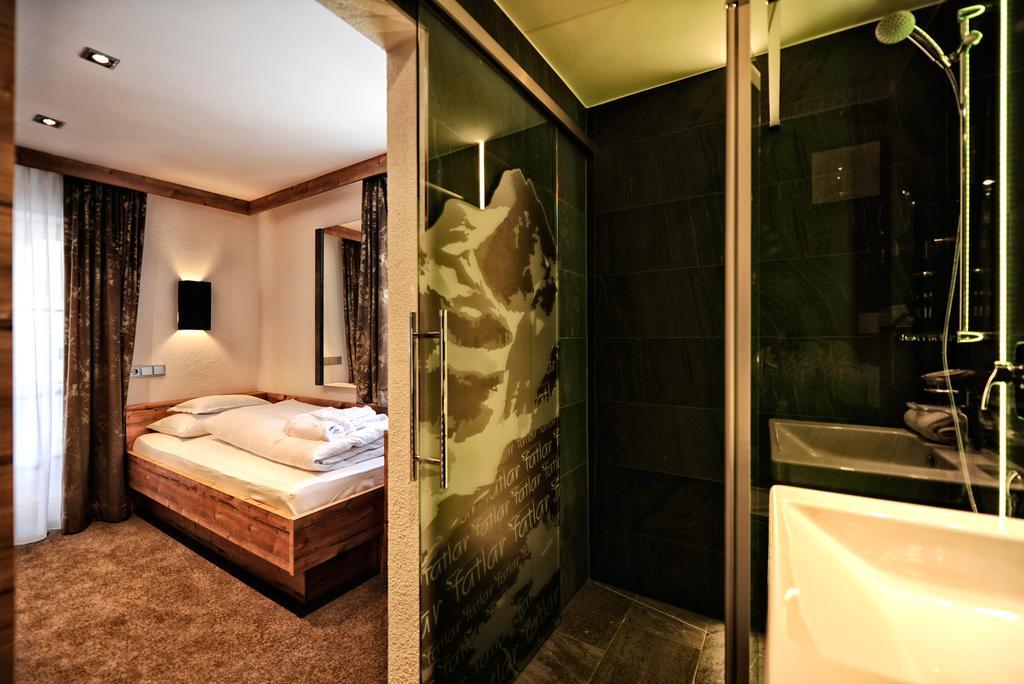 אישגל Hotel Fatlar מראה חיצוני תמונה