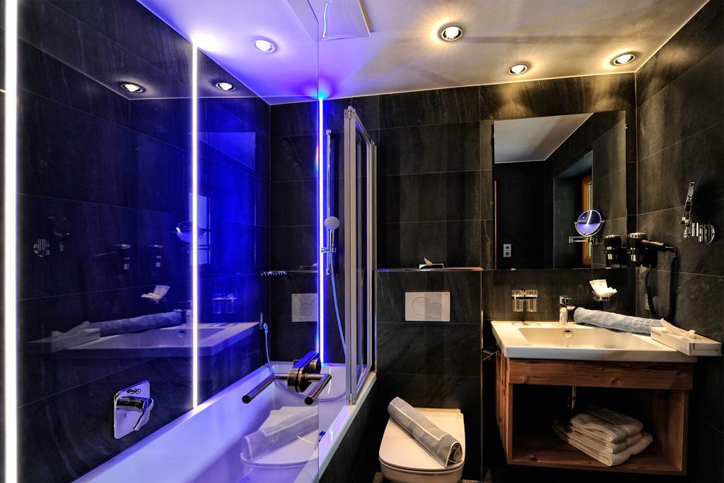 אישגל Hotel Fatlar מראה חיצוני תמונה