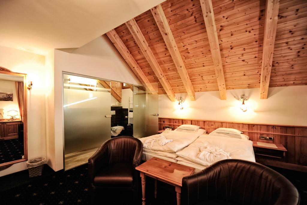 אישגל Hotel Fatlar מראה חיצוני תמונה